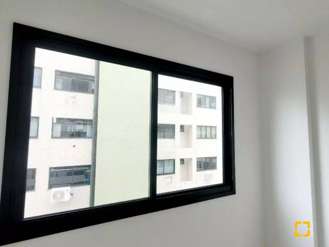 Apartamento com 75m², 3 quartos (sendo 1 suíte), 1 garagem, no bairro Estreito em Florianópolis