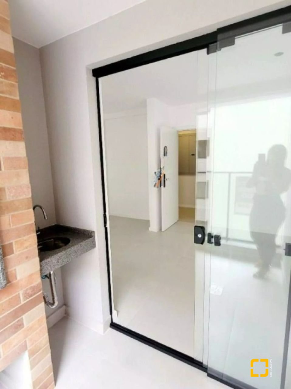 Apartamento com 75m², 3 quartos (sendo 1 suíte), 1 garagem, no bairro Estreito em Florianópolis