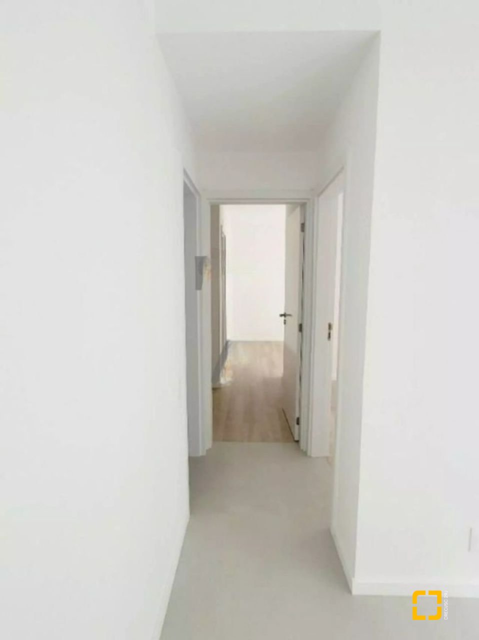 Apartamento com 75m², 3 quartos (sendo 1 suíte), 1 garagem, no bairro Estreito em Florianópolis
