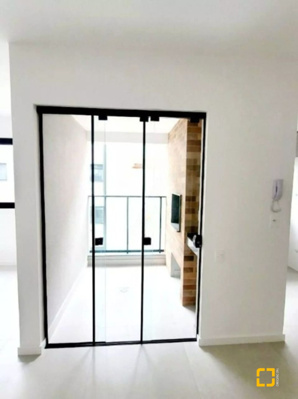 Apartamento com 75m², 3 quartos (sendo 1 suíte), 1 garagem, no bairro Estreito em Florianópolis