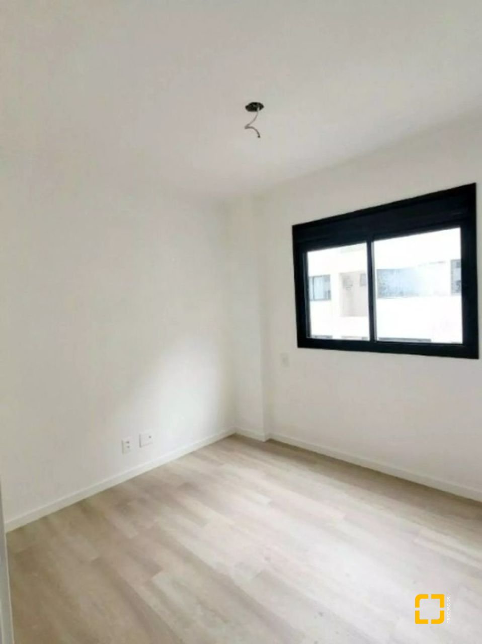 Apartamento com 75m², 3 quartos (sendo 1 suíte), 1 garagem, no bairro Estreito em Florianópolis