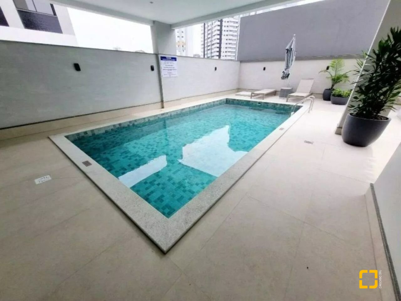 Apartamento com 75m², 3 quartos (sendo 1 suíte), 1 garagem, no bairro Estreito em Florianópolis