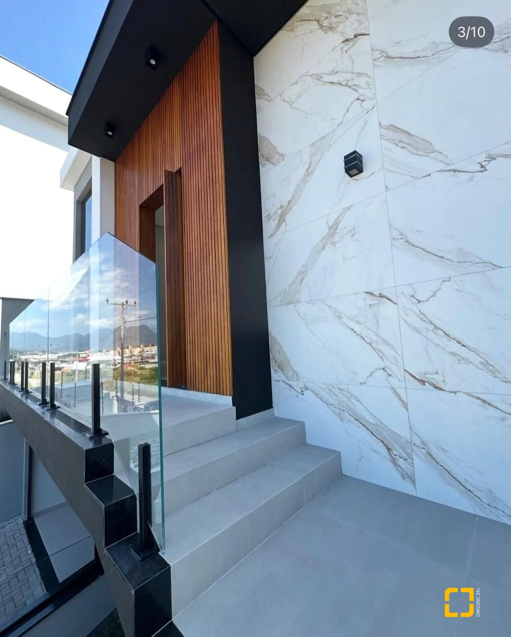 Casa de Condomínio com 144m², 3 quartos (sendo 1 suíte), 2 garagens, no bairro São Sebastião em Palhoça