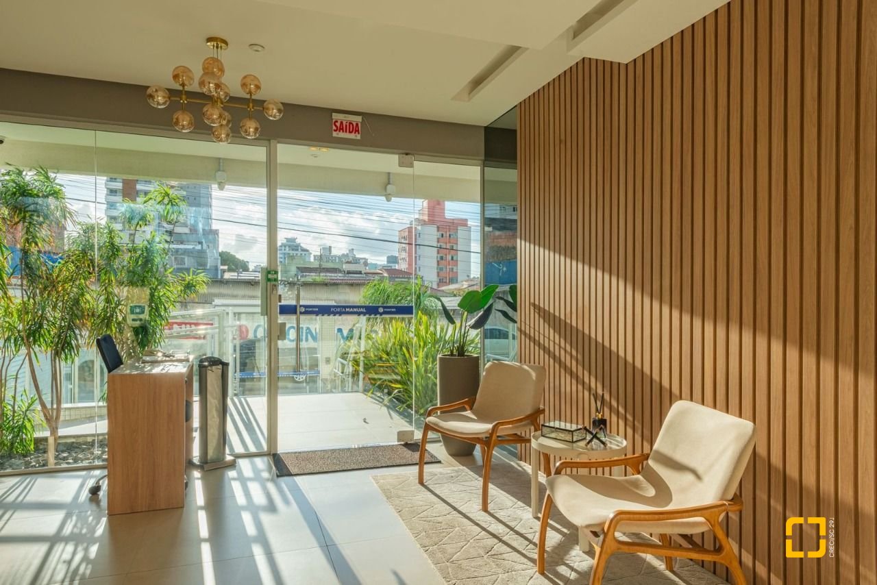 Apartamento com 78m², 3 quartos (sendo 1 suíte), 1 garagem, no bairro Barreiros em São José