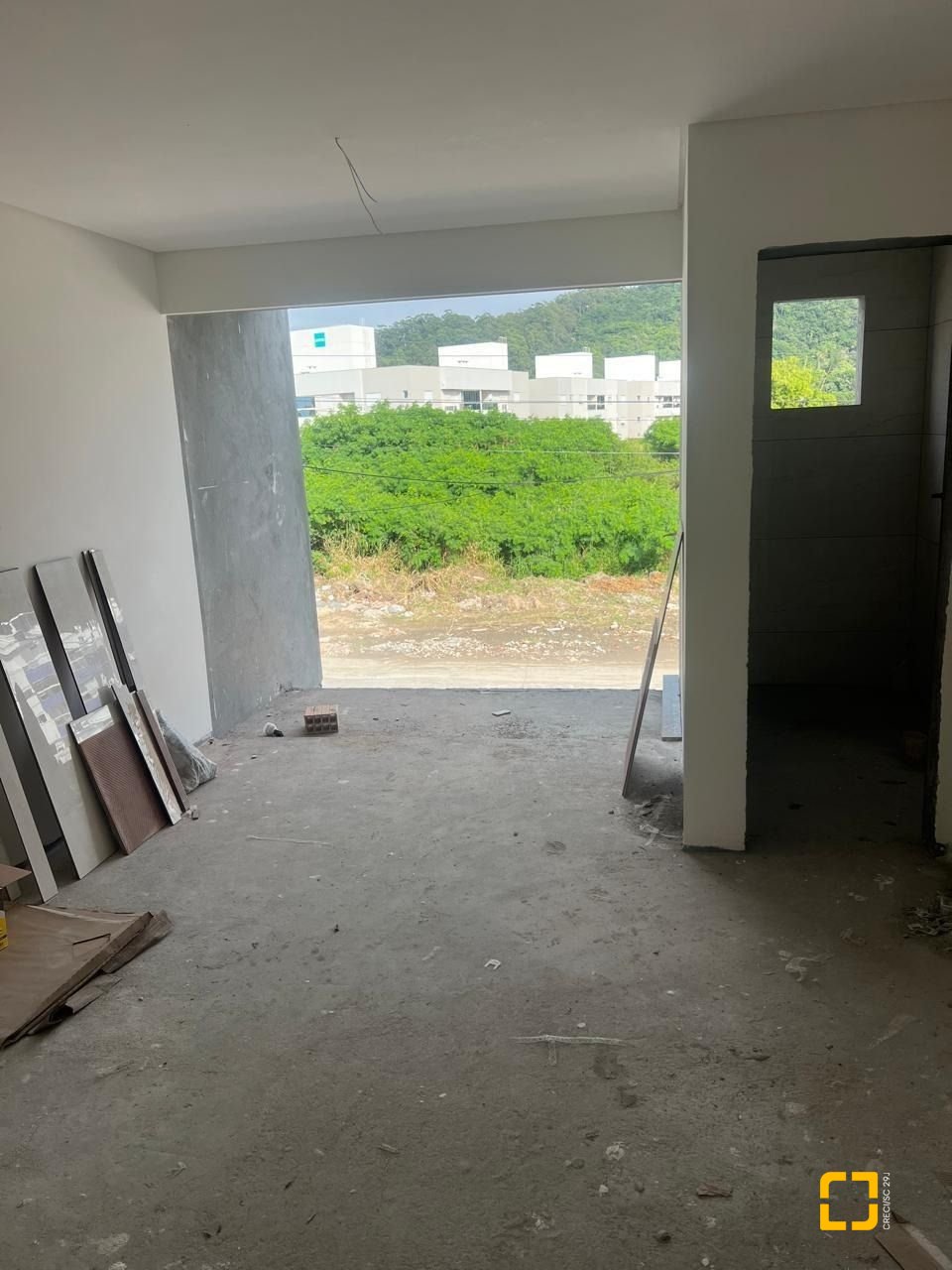 Casa com 105m², 2 quartos (sendo 2 suítes), 1 garagem, no bairro Ingleses em Florianópolis