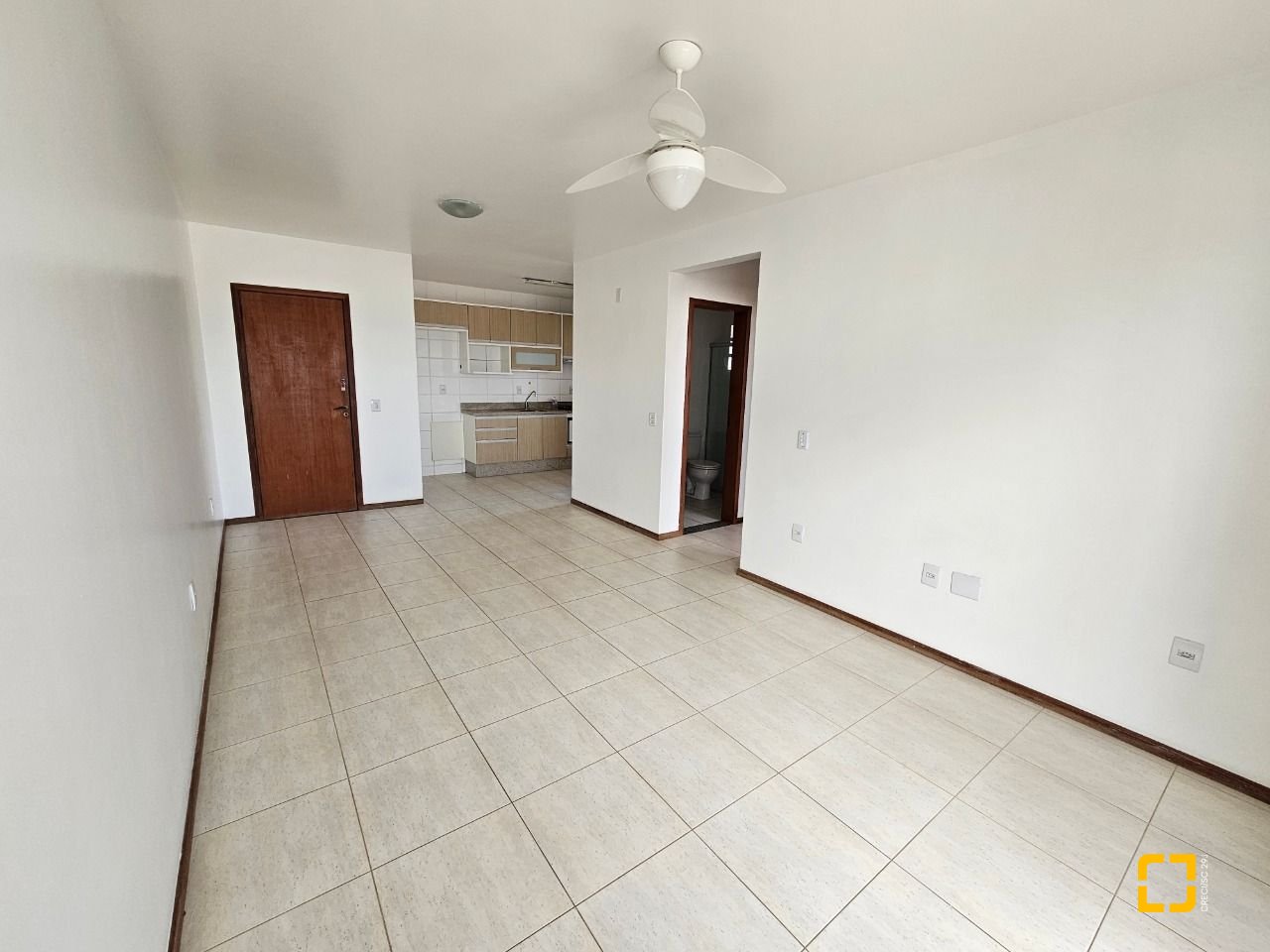 Apartamento com 76m², 2 quartos (sendo 1 suíte), 1 garagem, no bairro Kobrasol em São José