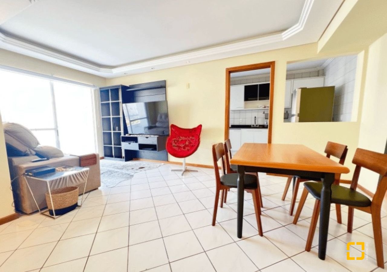 Apartamento com 81m², 3 quartos (sendo 1 suíte), 1 garagem, no bairro Abraão em Florianópolis