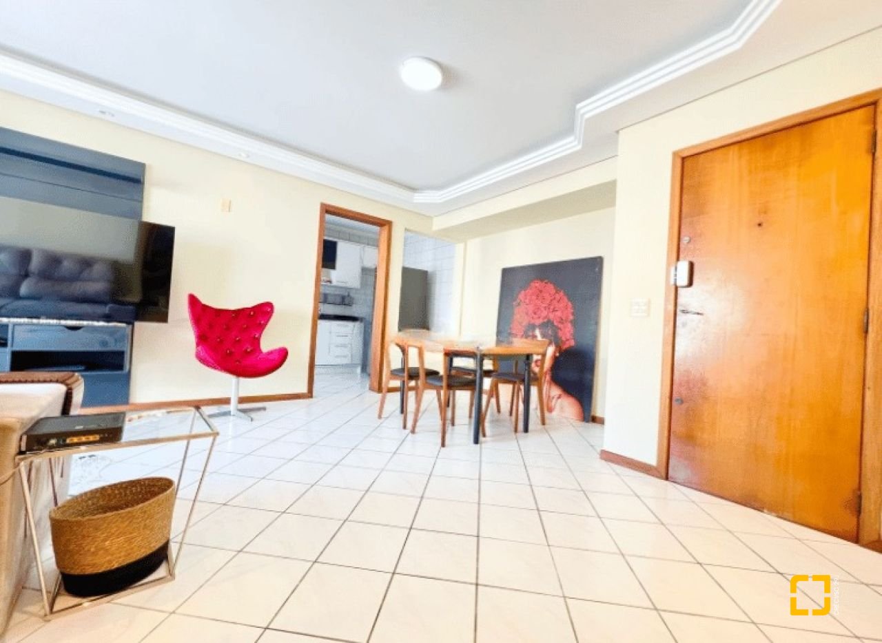 Apartamento com 81m², 3 quartos (sendo 1 suíte), 1 garagem, no bairro Abraão em Florianópolis