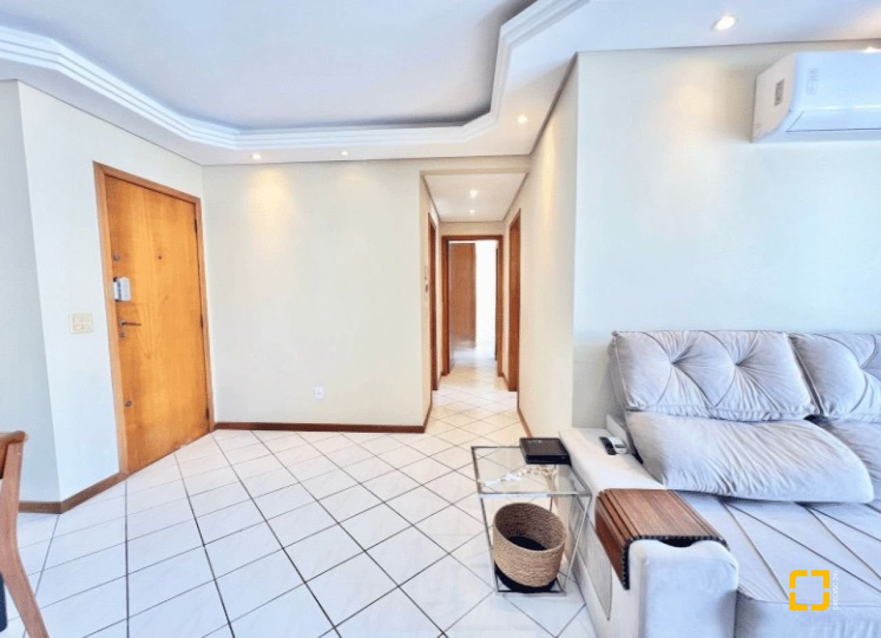 Apartamento com 81m², 3 quartos (sendo 1 suíte), 1 garagem, no bairro Abraão em Florianópolis