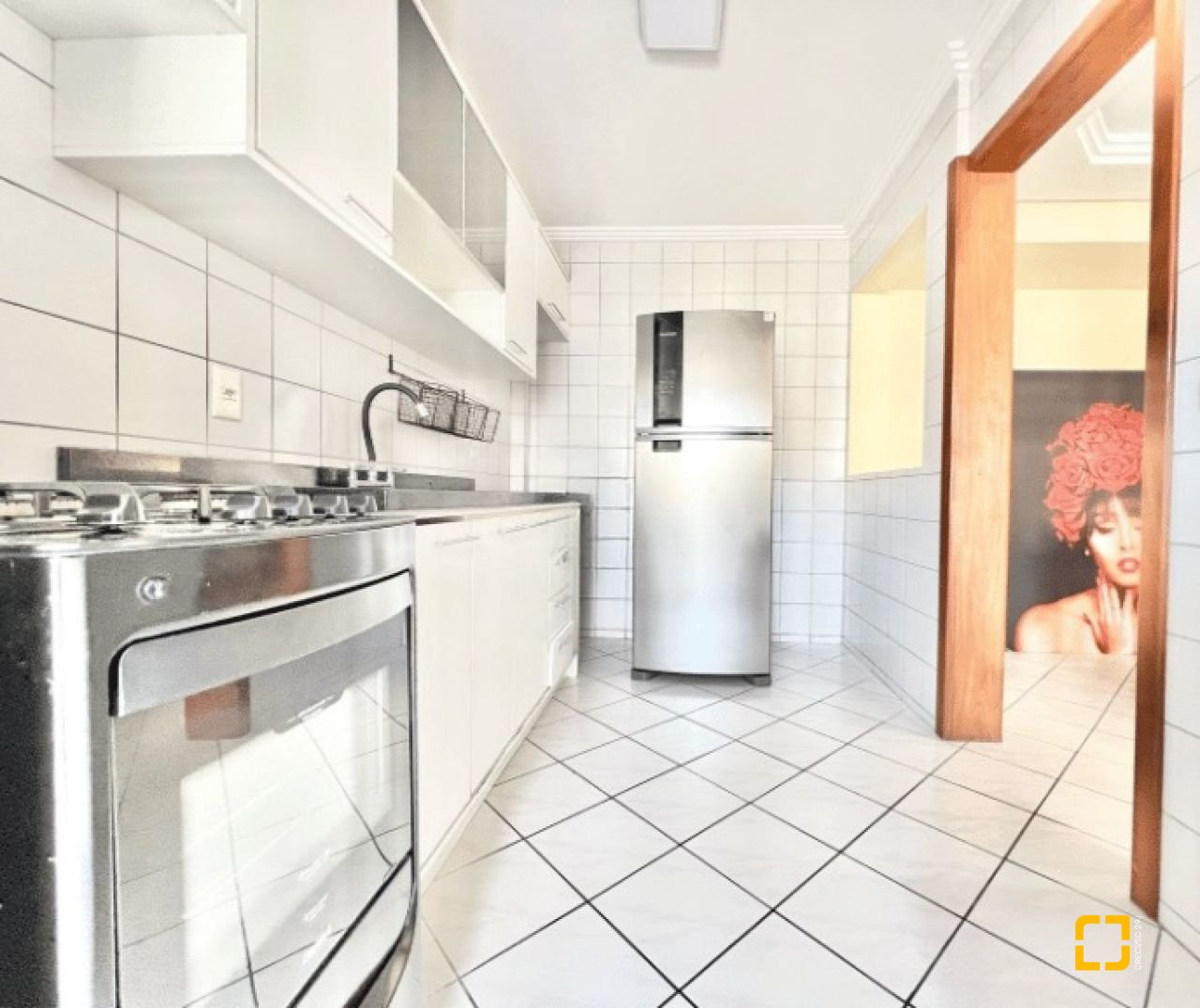 Apartamento com 81m², 3 quartos (sendo 1 suíte), 1 garagem, no bairro Abraão em Florianópolis