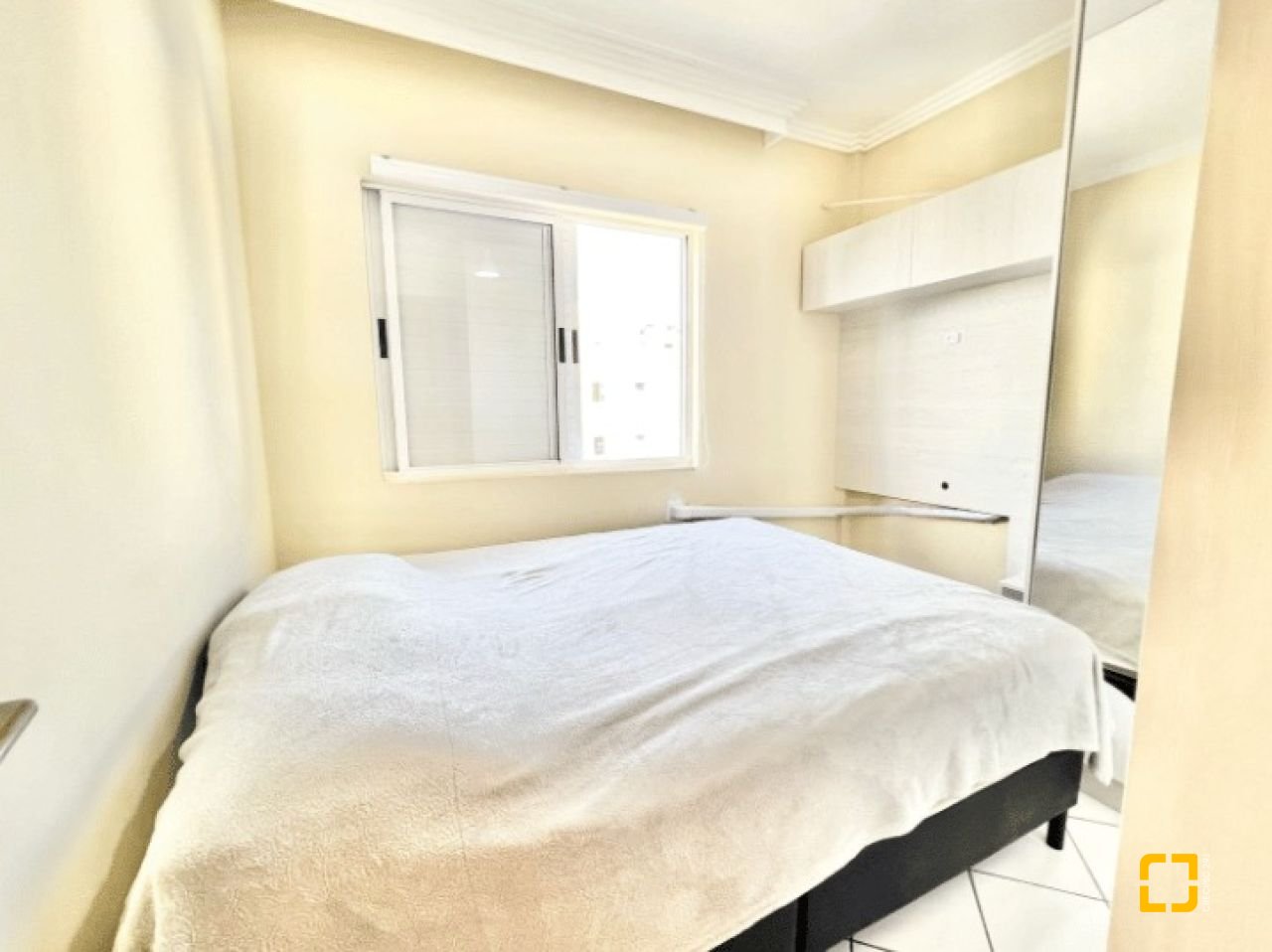 Apartamento com 81m², 3 quartos (sendo 1 suíte), 1 garagem, no bairro Abraão em Florianópolis