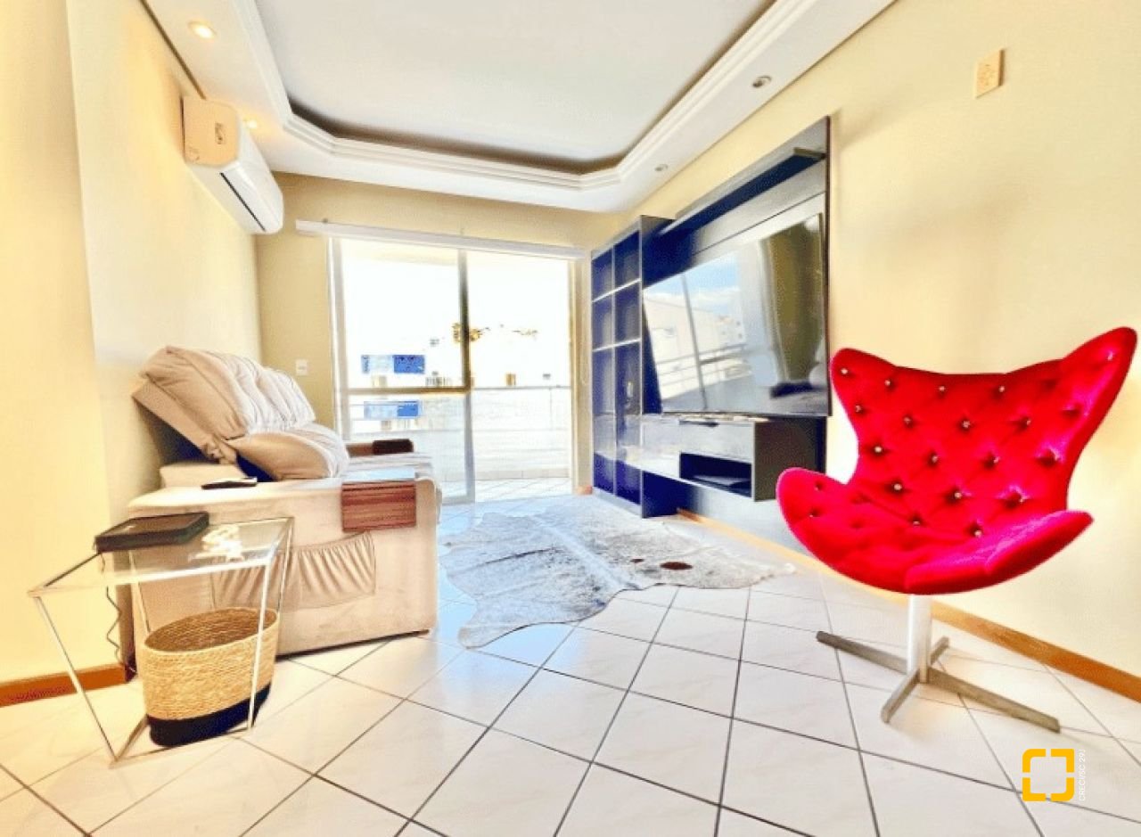 Apartamento com 81m², 3 quartos (sendo 1 suíte), 1 garagem, no bairro Abraão em Florianópolis