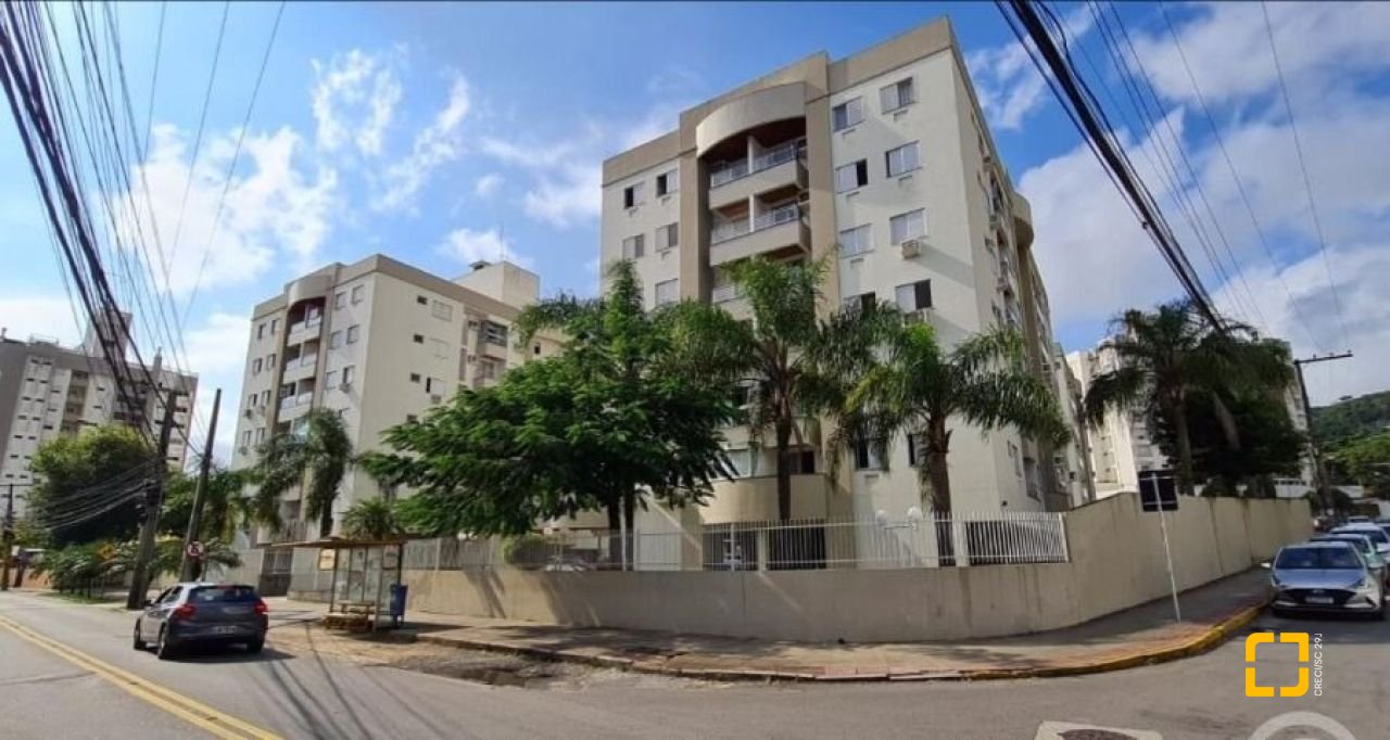 Apartamento com 64m², 2 quartos, 1 garagem, no bairro Itacorubi em Florianópolis