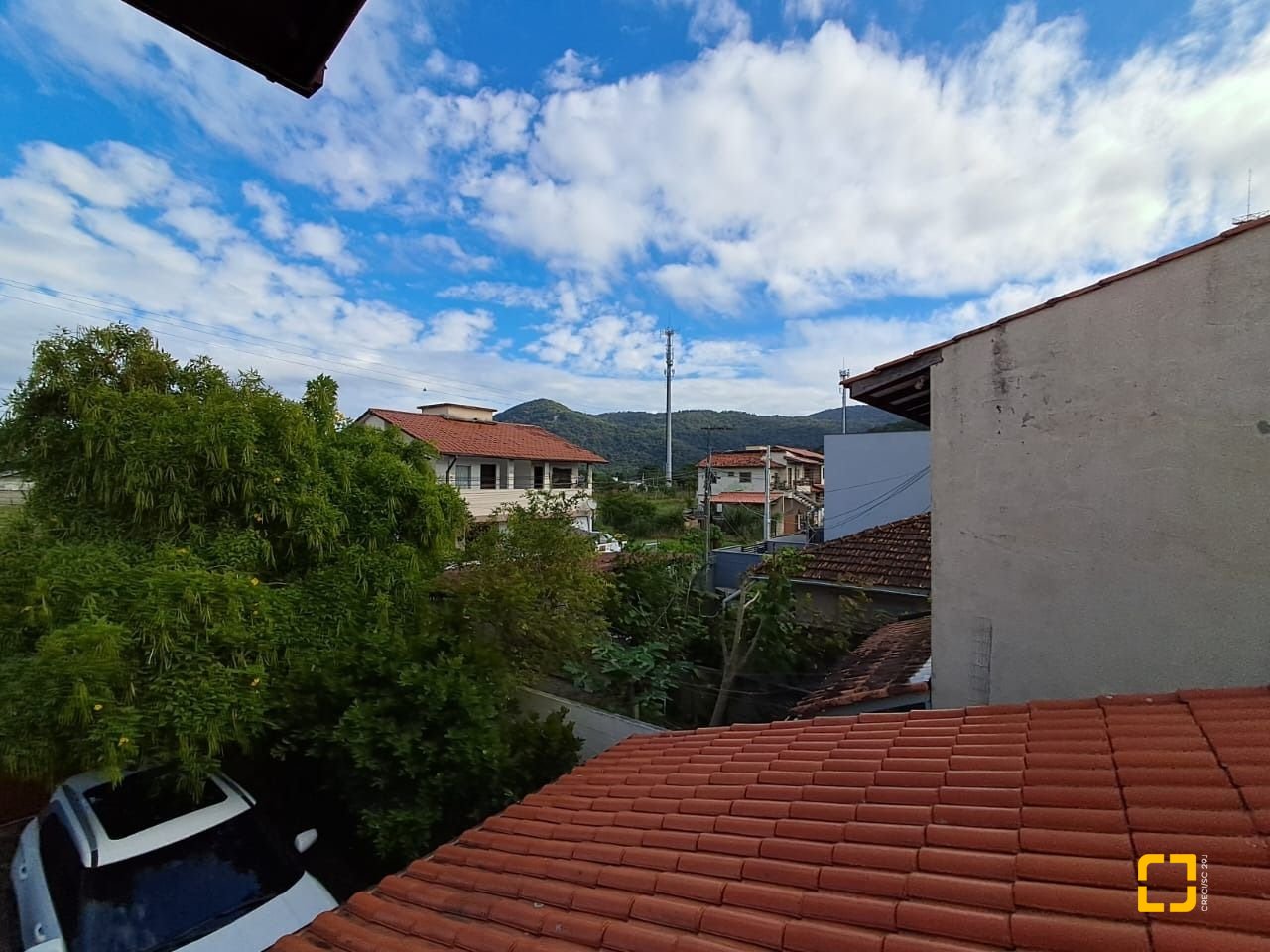 Casa com 200m², 5 quartos, 3 garagens, no bairro São João do Rio Vermelho em Florianópolis