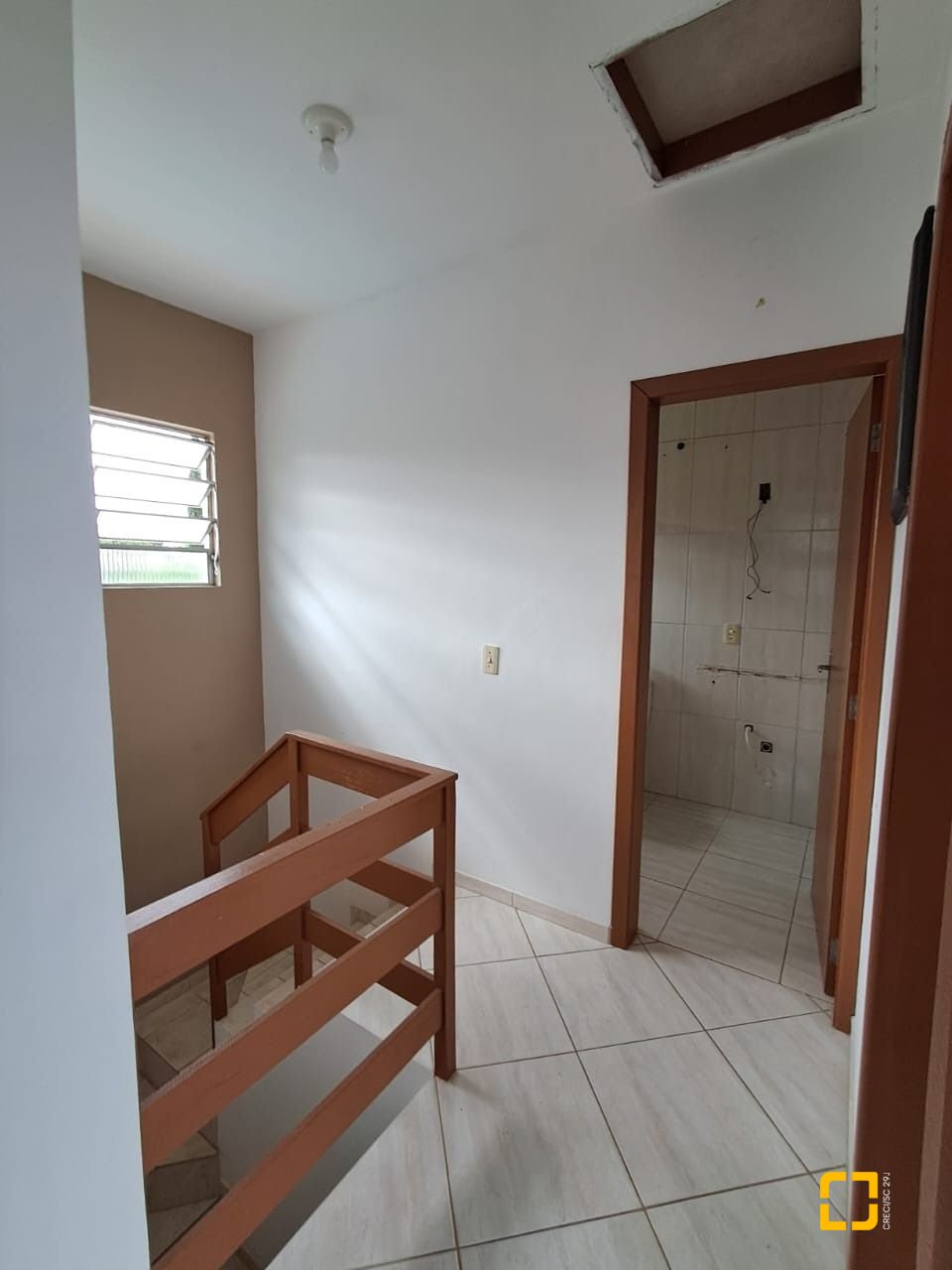 Casa com 200m², 5 quartos, 3 garagens, no bairro São João do Rio Vermelho em Florianópolis