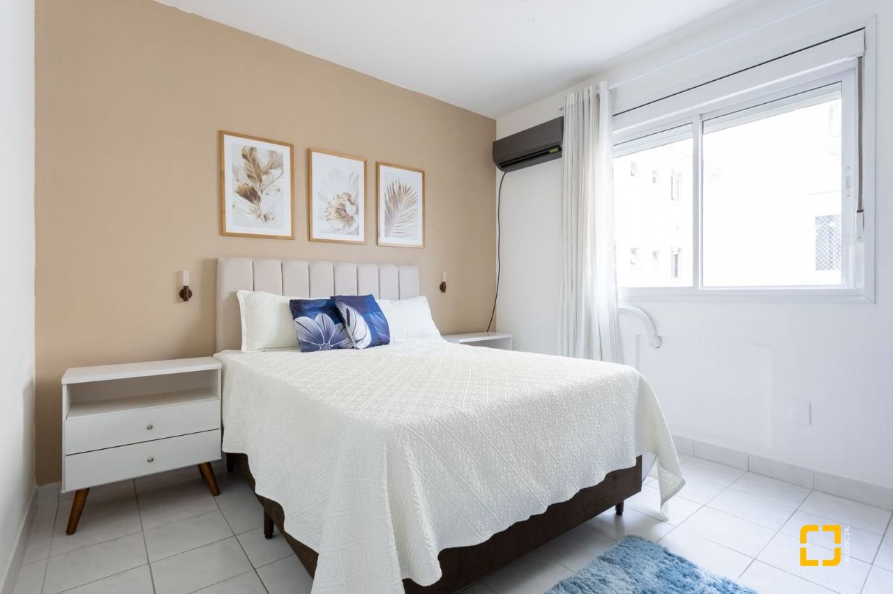 Apartamento com 86m², 4 quartos (sendo 1 suíte), 1 garagem, no bairro Capoeiras em Florianópolis