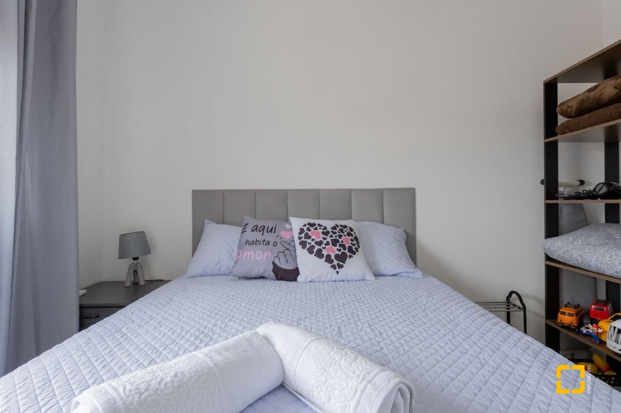 Apartamento com 86m², 4 quartos (sendo 1 suíte), 1 garagem, no bairro Capoeiras em Florianópolis
