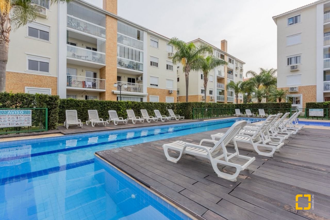 Apartamento com 86m², 4 quartos (sendo 1 suíte), 1 garagem, no bairro Capoeiras em Florianópolis