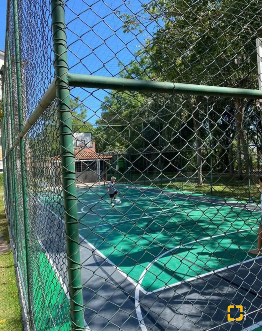 Apartamento com 86m², 4 quartos (sendo 1 suíte), 1 garagem, no bairro Capoeiras em Florianópolis