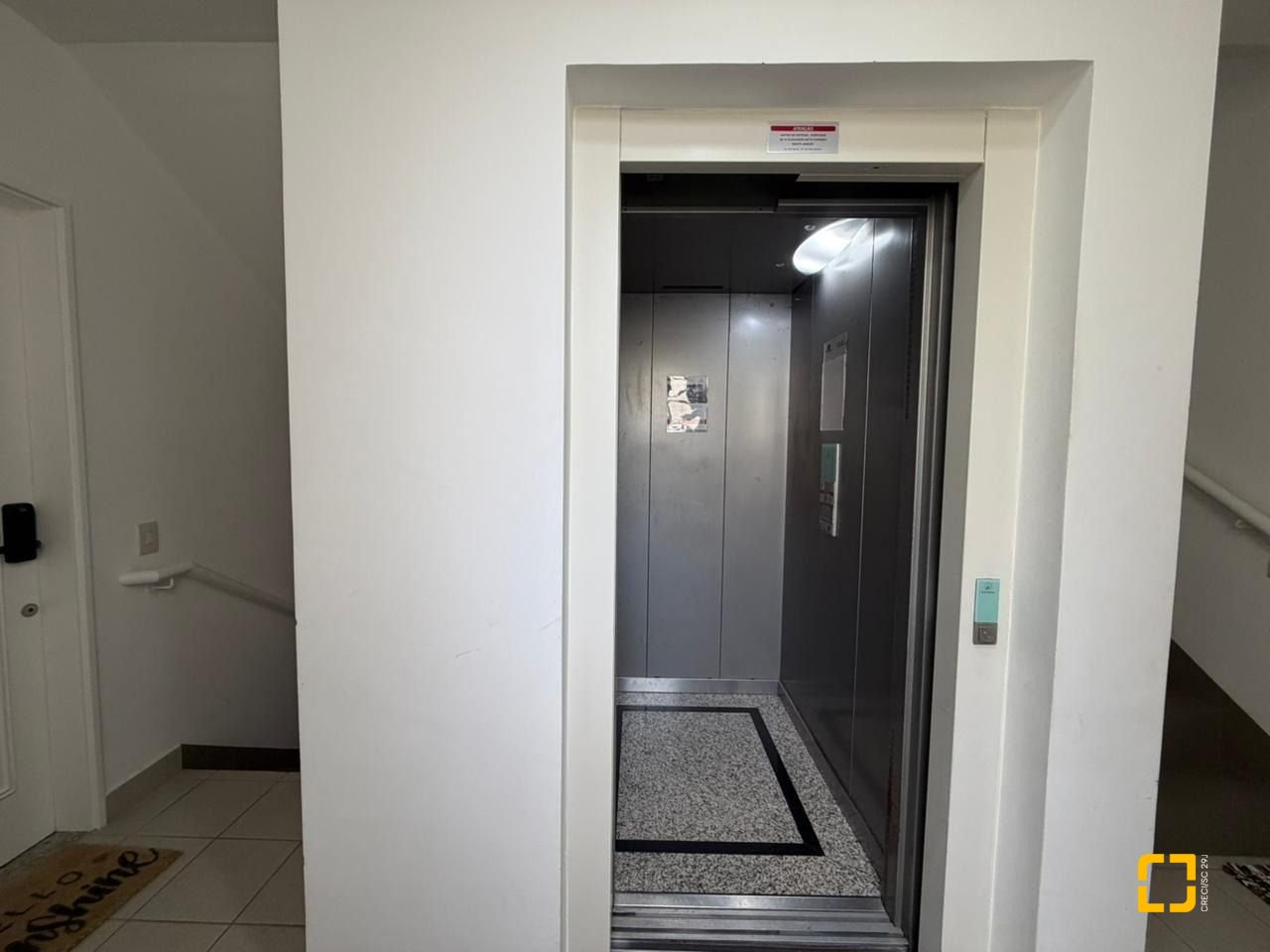 Apartamento com 86m², 4 quartos (sendo 1 suíte), 1 garagem, no bairro Capoeiras em Florianópolis