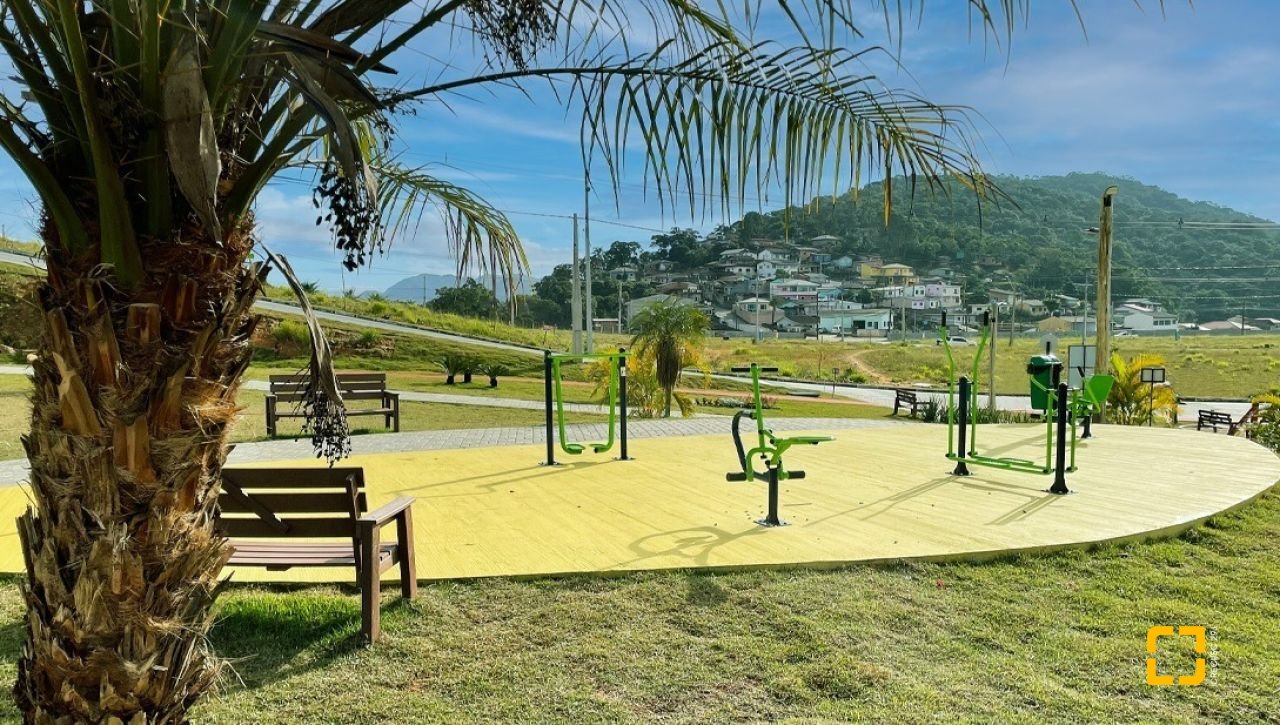 Terreno com 467m², no bairro Jardim Janaina em Biguaçu