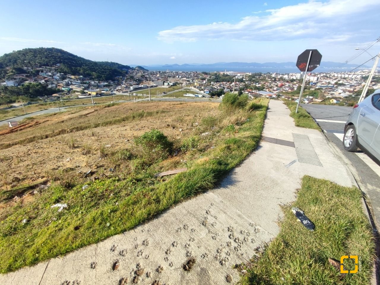Terreno com 467m², no bairro Jardim Janaina em Biguaçu