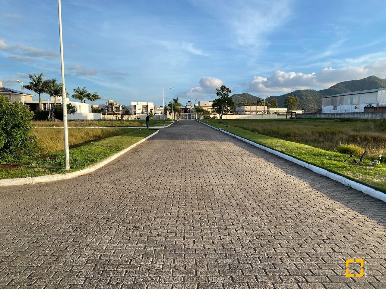 Terreno com 396m², no bairro Campeche em Florianópolis