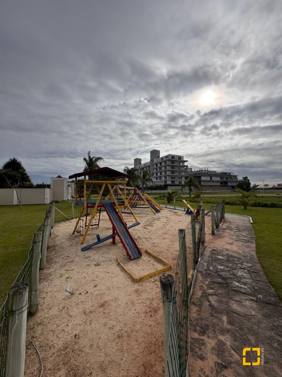 Terreno com 399m², no bairro Campeche em Florianópolis