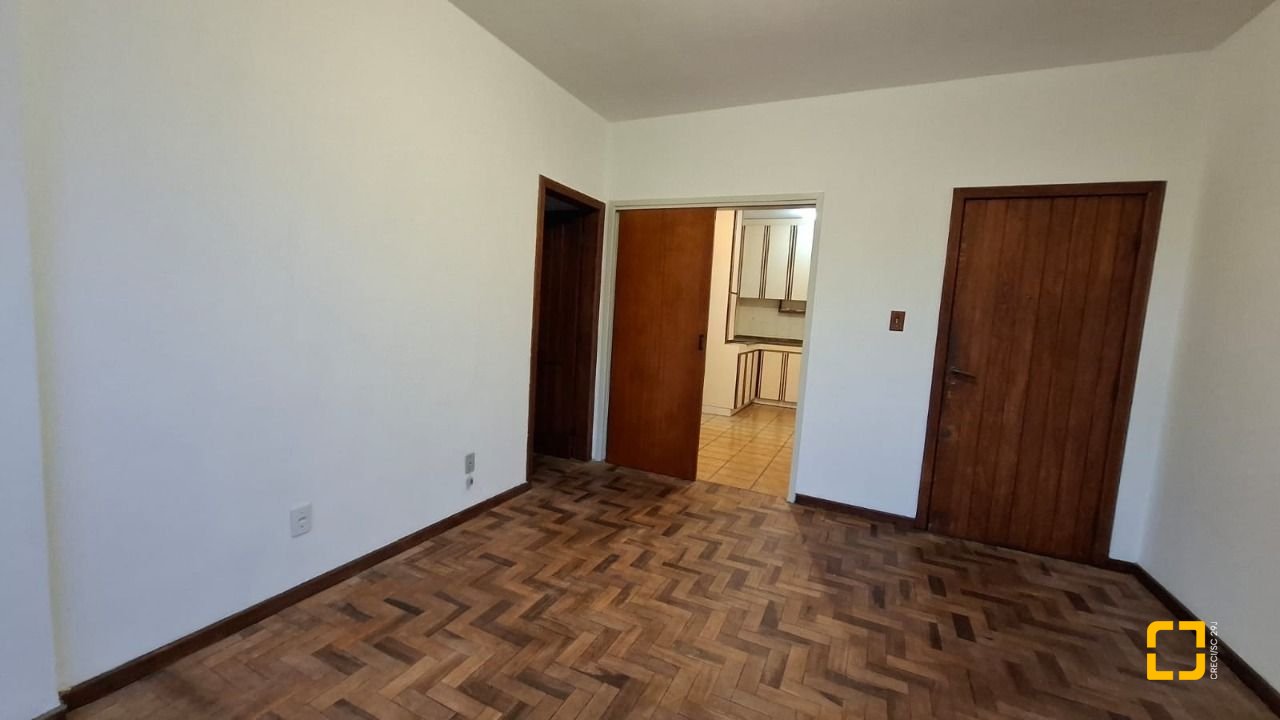 Apartamento com 71m², 2 quartos, 1 garagem, no bairro Centro em Florianópolis