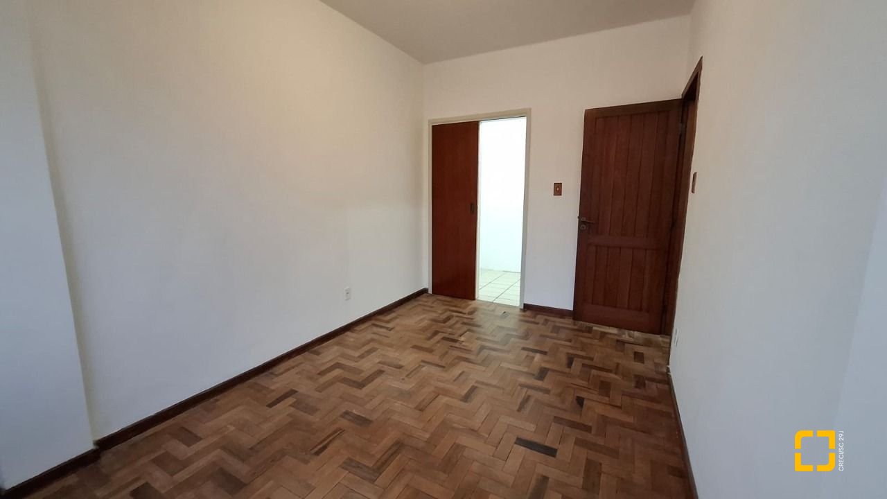 Apartamento com 71m², 2 quartos, 1 garagem, no bairro Centro em Florianópolis
