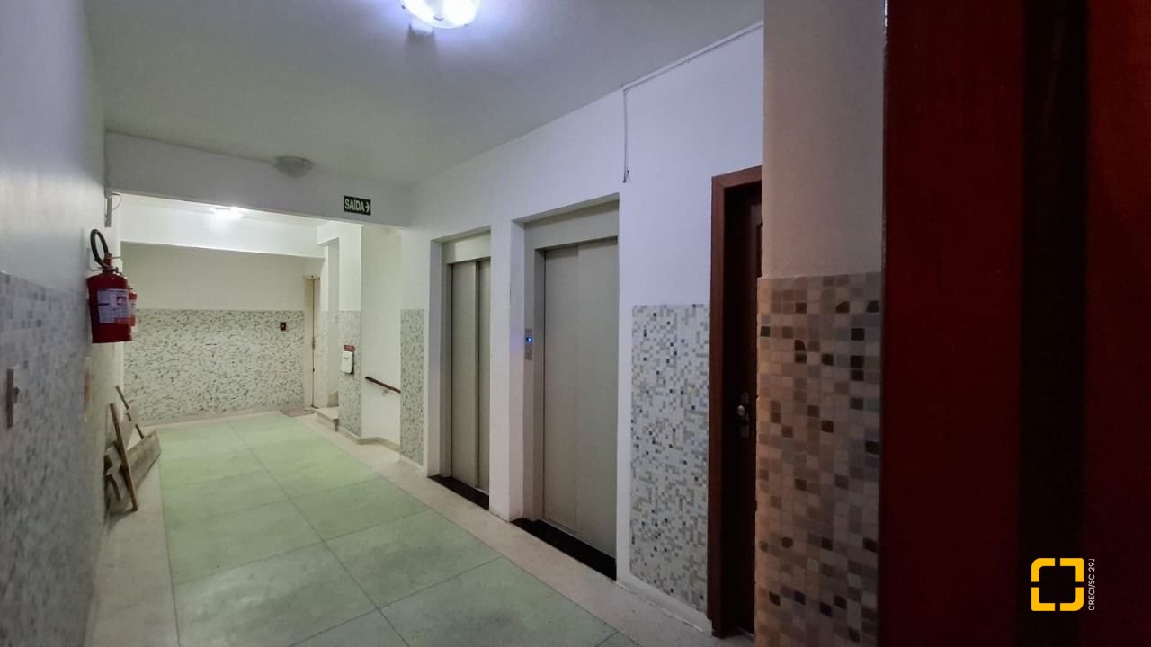 Apartamento com 71m², 2 quartos, 1 garagem, no bairro Centro em Florianópolis