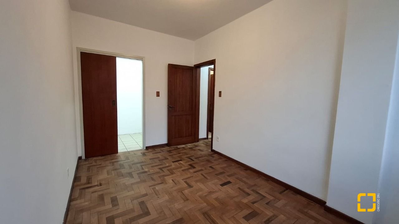 Apartamento com 71m², 2 quartos, 1 garagem, no bairro Centro em Florianópolis