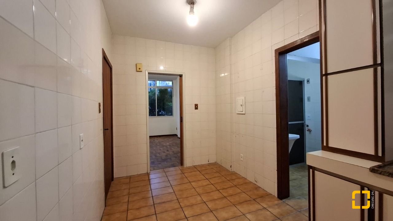 Apartamento com 71m², 2 quartos, 1 garagem, no bairro Centro em Florianópolis