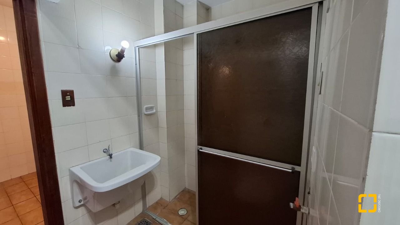 Apartamento com 71m², 2 quartos, 1 garagem, no bairro Centro em Florianópolis