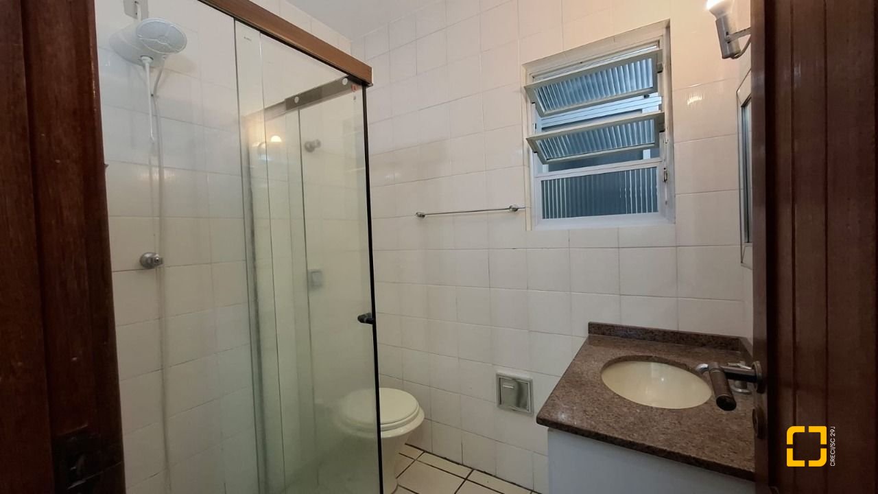 Apartamento com 71m², 2 quartos, 1 garagem, no bairro Centro em Florianópolis