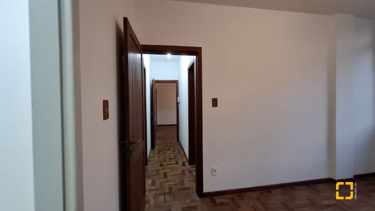 Apartamento com 71m², 2 quartos, 1 garagem, no bairro Centro em Florianópolis