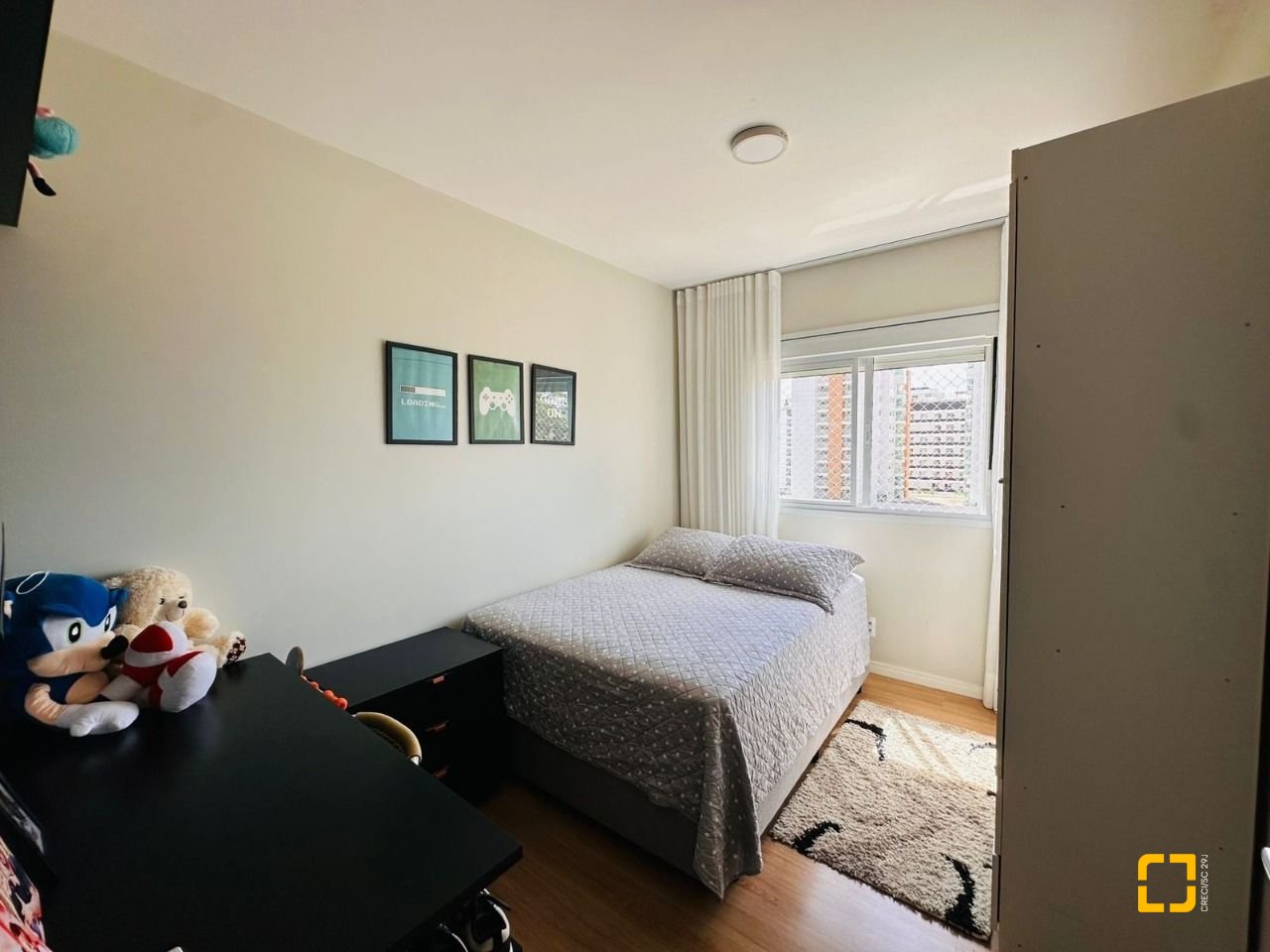 Apartamento com 94m², 4 quartos (sendo 1 suíte), 2 garagens, no bairro Jardim Atlântico em Florianópolis