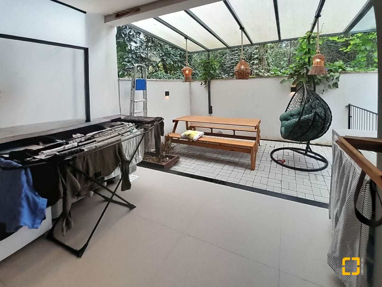 Casa com 123m², 4 quartos (sendo 1 suíte), 2 garagens, no bairro Campeche em Florianópolis