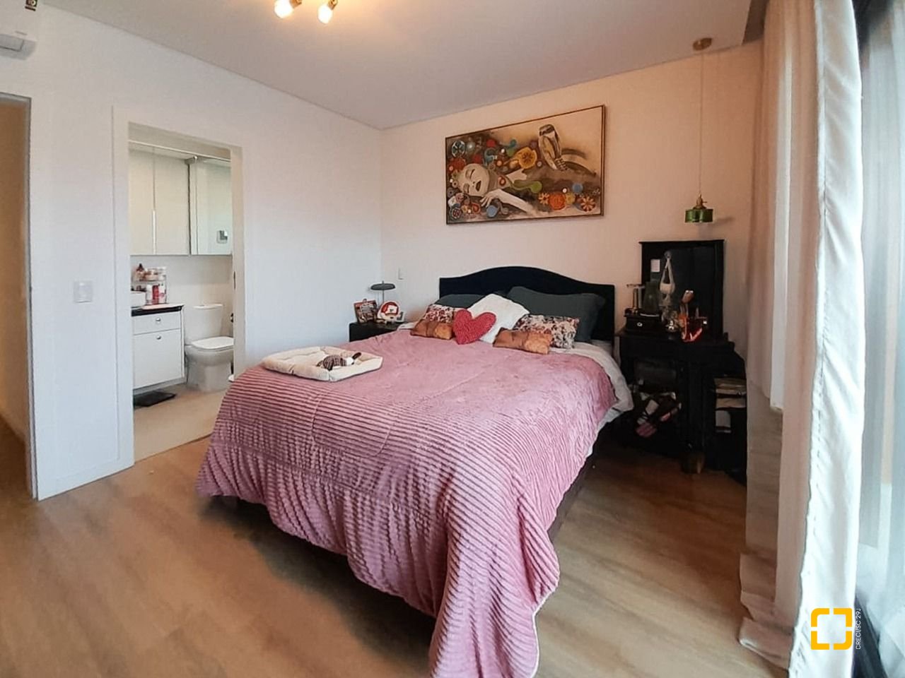 Casa com 123m², 4 quartos (sendo 1 suíte), 2 garagens, no bairro Campeche em Florianópolis