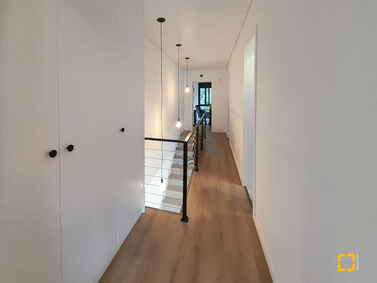 Casa com 123m², 4 quartos (sendo 1 suíte), 2 garagens, no bairro Campeche em Florianópolis