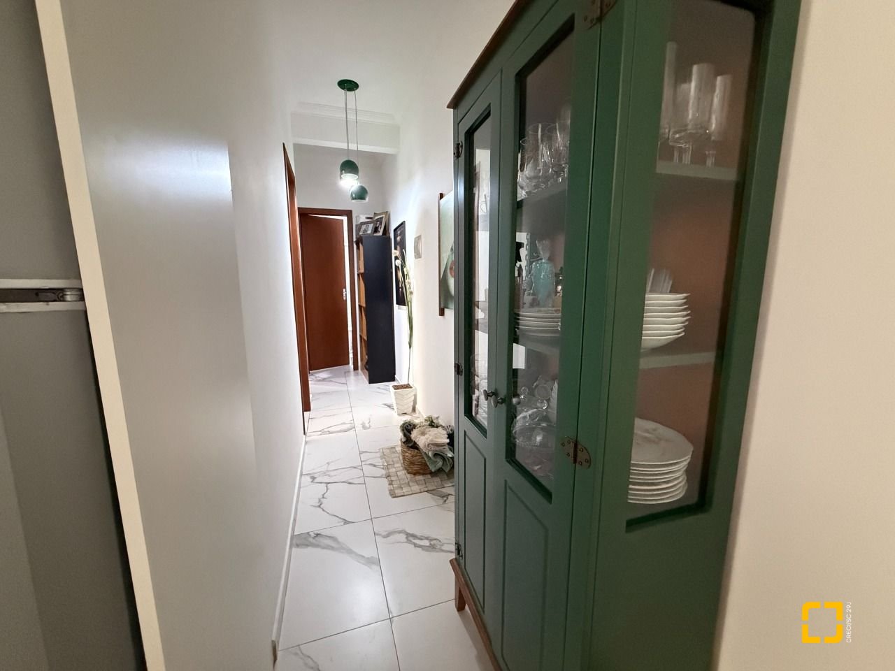 Apartamento com 61m², 3 quartos (sendo 1 suíte), 1 garagem, no bairro Ingleses em Florianópolis