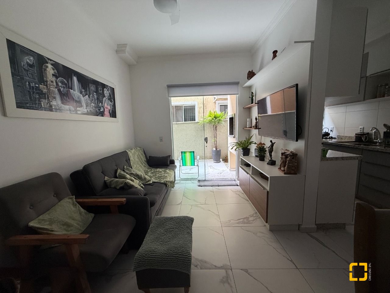 Apartamento com 61m², 3 quartos (sendo 1 suíte), 1 garagem, no bairro Ingleses em Florianópolis