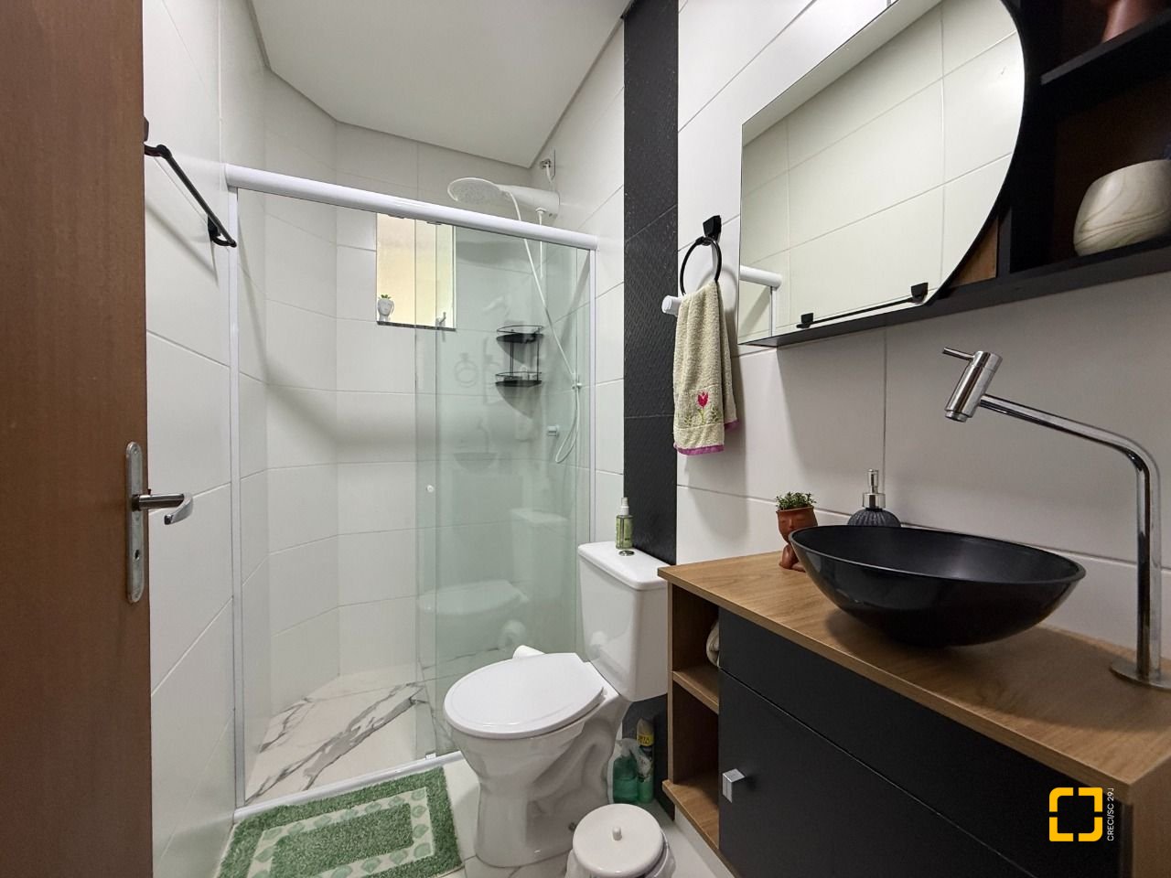 Apartamento com 61m², 3 quartos (sendo 1 suíte), 1 garagem, no bairro Ingleses em Florianópolis