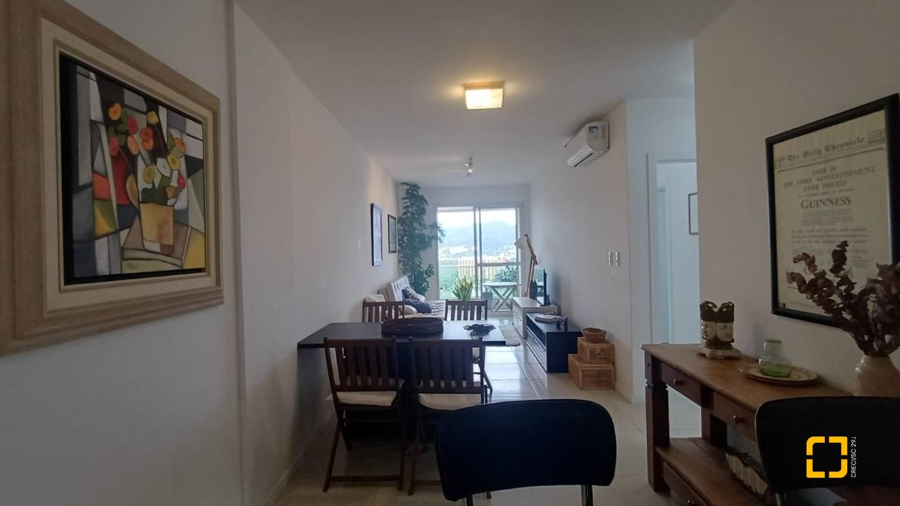 Apartamento com 74m², 3 quartos (sendo 1 suíte), 2 garagens, no bairro Itacorubi em Florianópolis