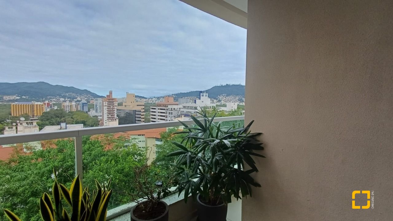 Apartamento com 74m², 3 quartos (sendo 1 suíte), 2 garagens, no bairro Itacorubi em Florianópolis
