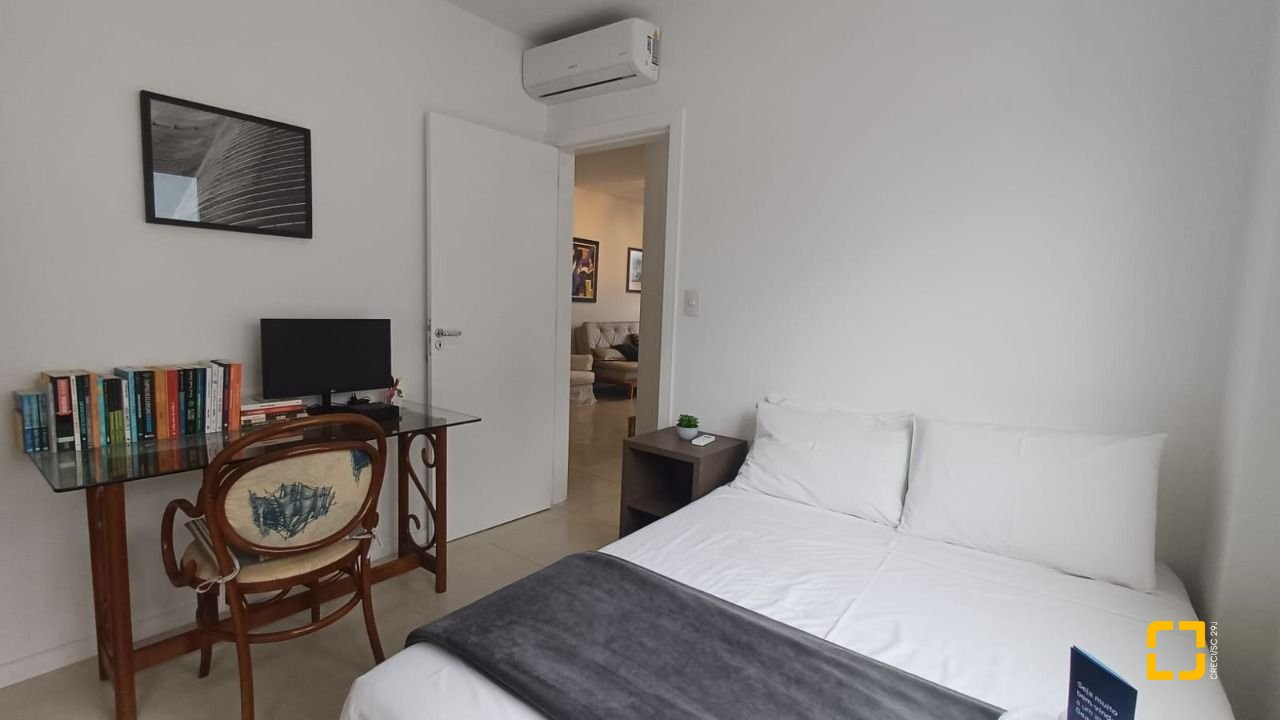 Apartamento com 74m², 3 quartos (sendo 1 suíte), 2 garagens, no bairro Itacorubi em Florianópolis