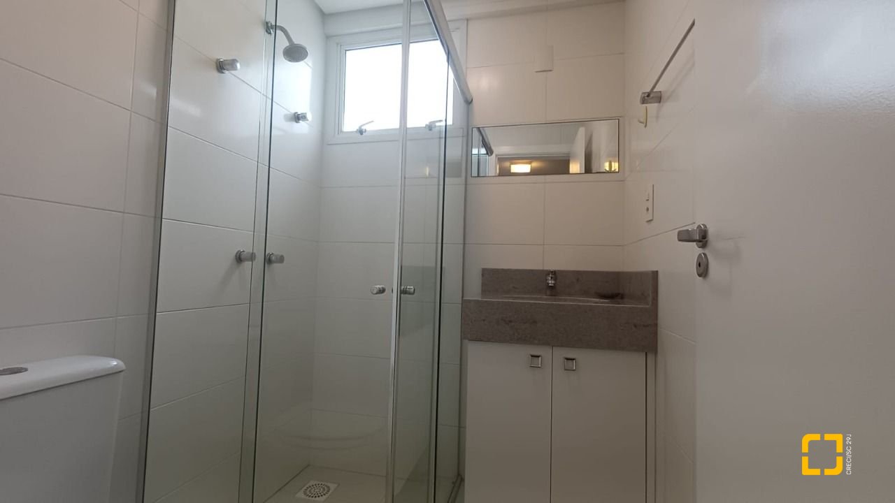 Apartamento com 74m², 3 quartos (sendo 1 suíte), 2 garagens, no bairro Itacorubi em Florianópolis