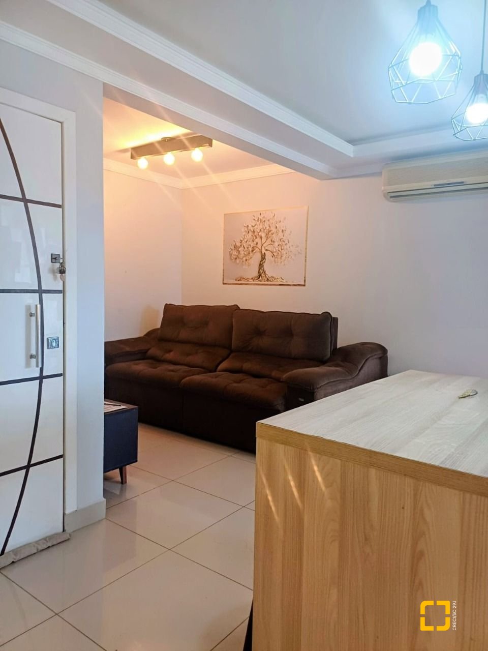 Apartamento com 120m², 4 quartos (sendo 1 suíte), 2 garagens, no bairro Ingleses do Rio Vermelho em Florianópolis