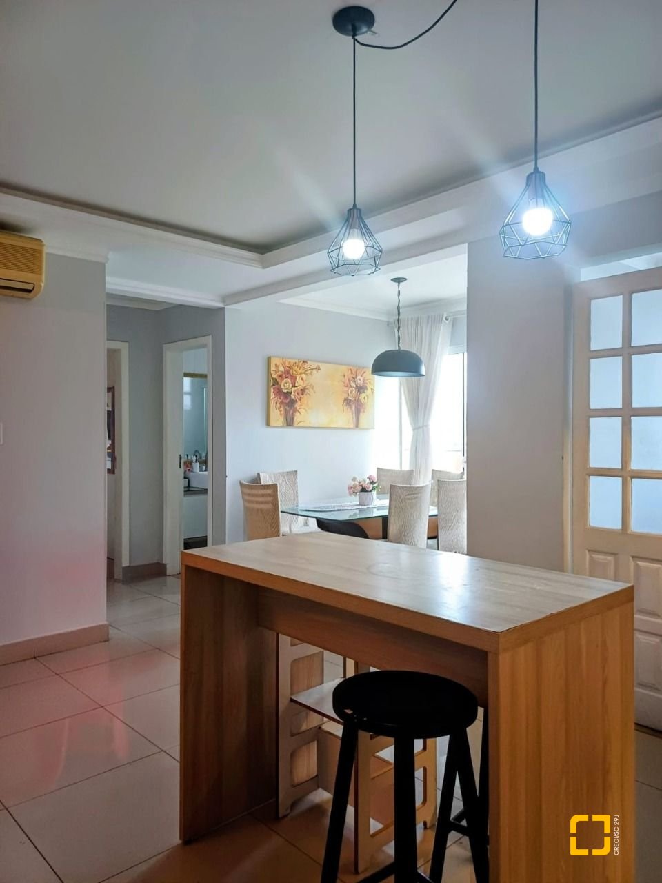 Apartamento com 120m², 4 quartos (sendo 1 suíte), 2 garagens, no bairro Ingleses do Rio Vermelho em Florianópolis