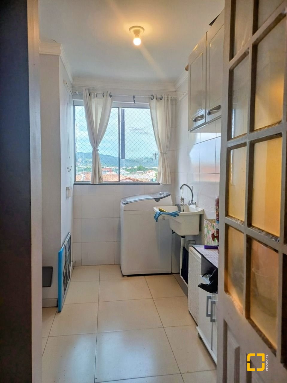 Apartamento com 120m², 4 quartos (sendo 1 suíte), 2 garagens, no bairro Ingleses do Rio Vermelho em Florianópolis
